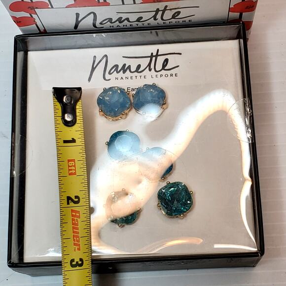Nanette Lepore Stud Earrings Gift Box New - Picture 2 of 3